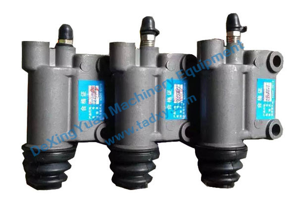 c鿴ԔϢ}Clutch Master Cylinder xΔ1881